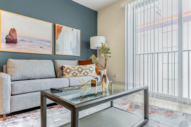 Foto del edificio - 338 S Fremont St