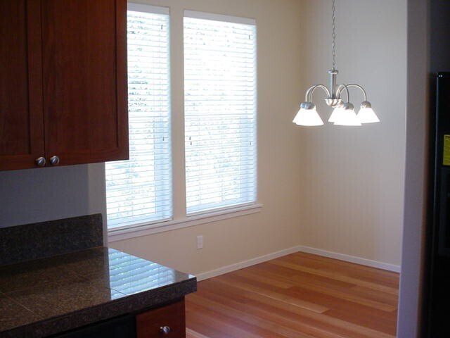 Building Photo - Spacious Orenco Gardens Townhome Near Max ...
