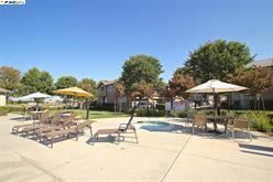 Building Photo - 3 br, 2.5 bath House - 1380 Kubicek Way