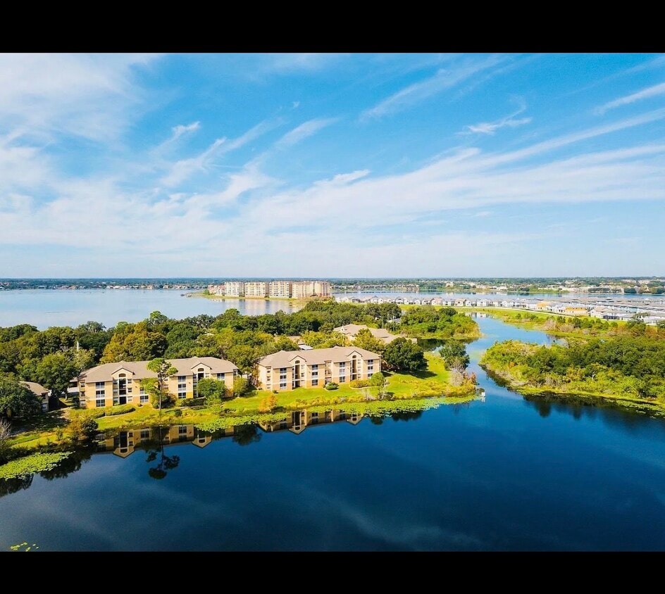 Foto del edificio - 8903 Latrec Ave