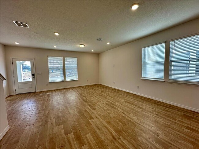 Foto del edificio - 11429 Nona Sound St