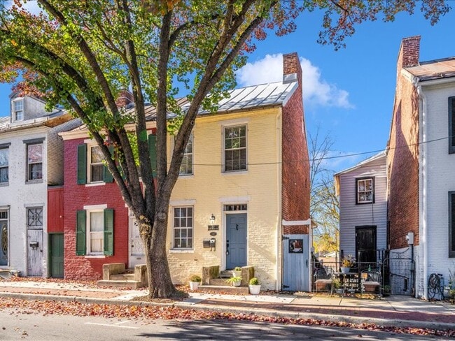 Foto del edificio - 313 S Market St