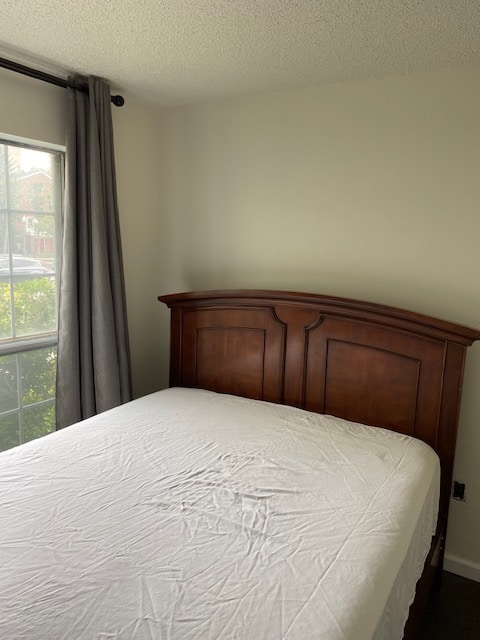 Building Photo - 22 Howard Ct