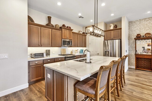 Building Photo - 30737 S Osprey Dr