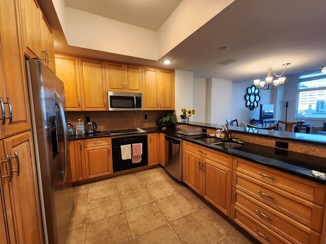 Building Photo - 331 Cleveland St