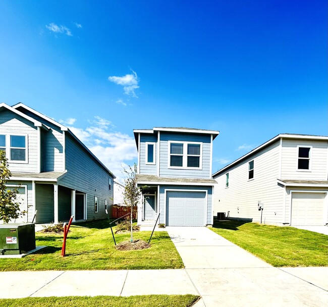 Building Photo - 806 Sandhill Crane Ln