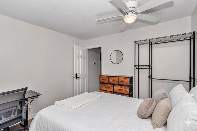 Foto del edificio - 1031 NE 39th Ct