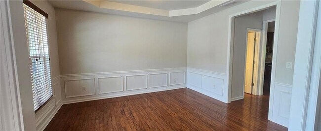 Building Photo - 3603 Stoneham Dr NW