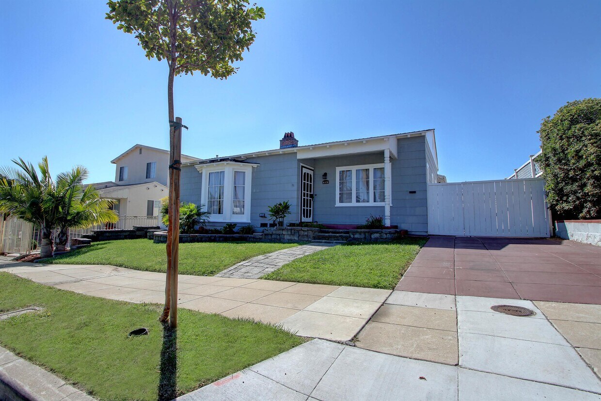 3242 Isla Vista Dr San Diego, CA 92105 Alquileres en San Diego, CA