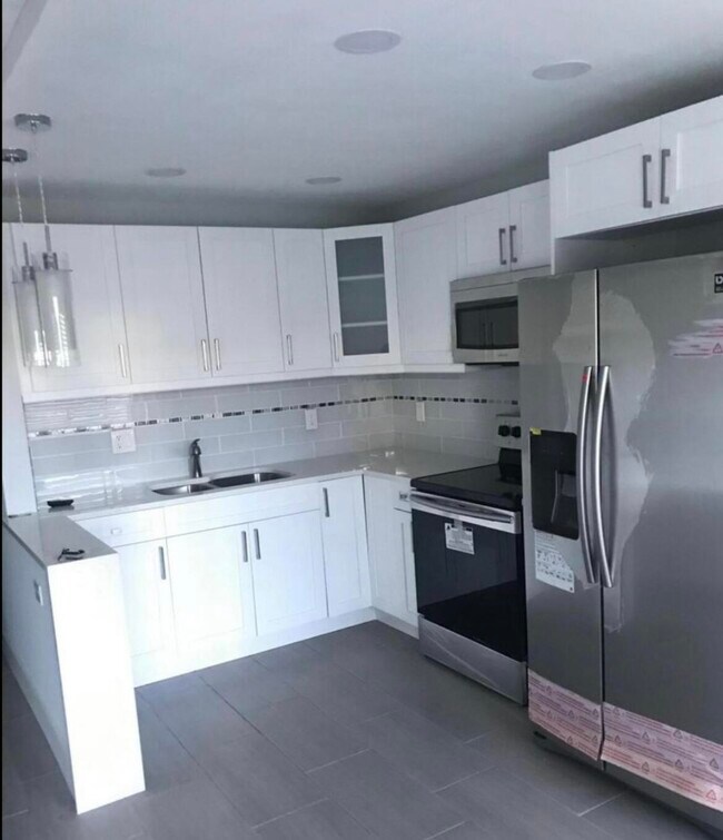 Foto del edificio - 2200  Springdale Boulevard 111 Palm Spring...