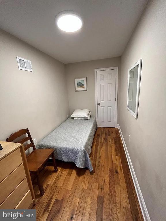 Foto del edificio - 1609 W Stiles St