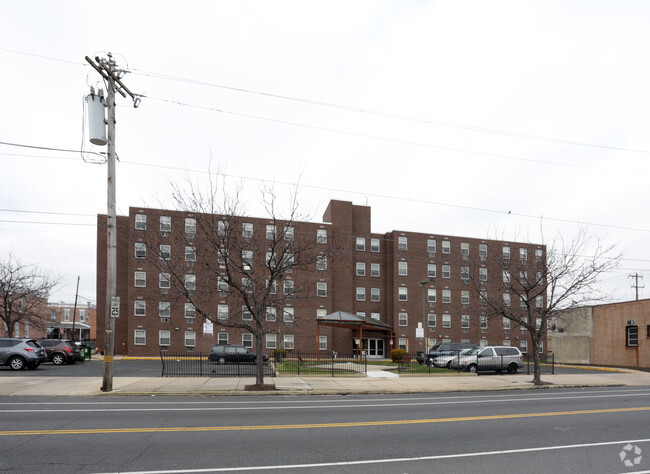 Building Photo - St Matthew Manor