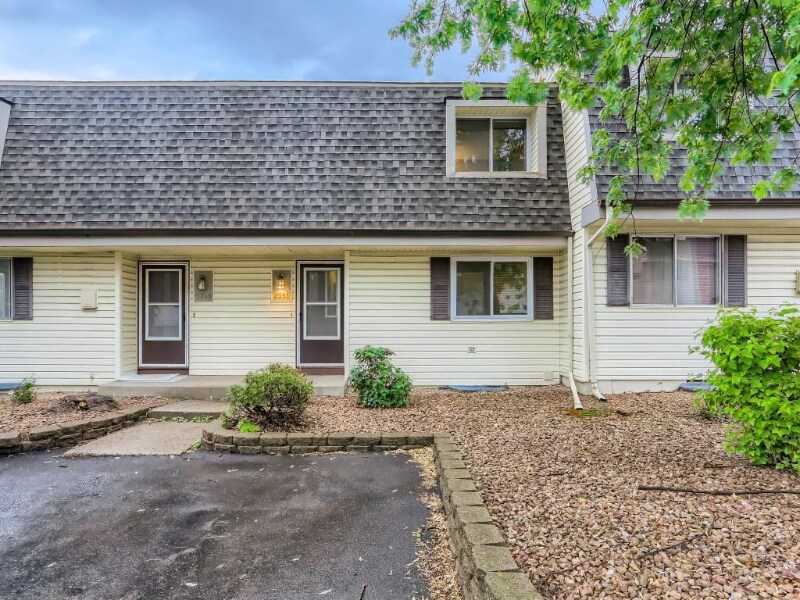 Primary Photo - 2351 Dorland Pl