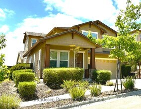 Building Photo - 1821 Woodsage Way