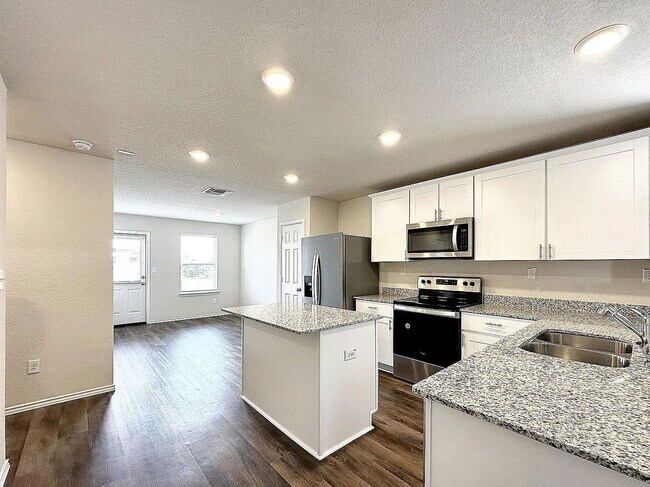 Foto del edificio - "Charming 3-Bed 2 bath Oasis in New Braunfels