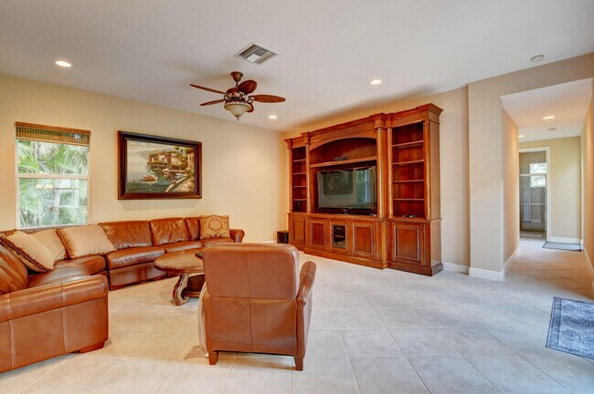 Foto del edificio - 8891 Starhaven Cove