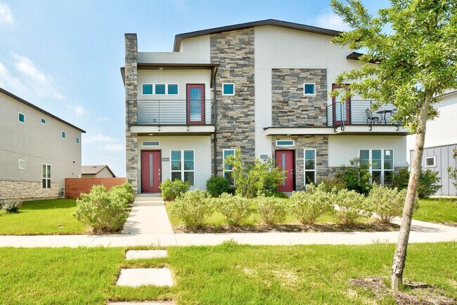 Building Photo - 5605 Charles Merle Drive Unit A, Austin, T...