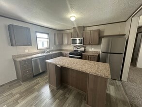 Building Photo - 449 Montana