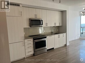Building Photo - 4055-4055 Parkside Village Dr