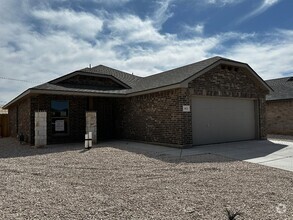 Building Photo - 412 Boxelder Dr