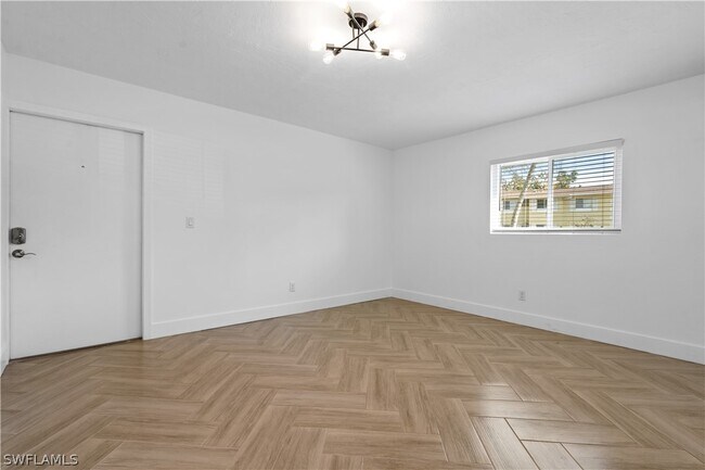 Foto del edificio - 8141 Country Rd