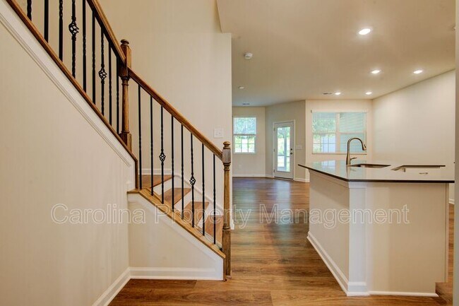 Building Photo - 14061 Castle Nook Dr