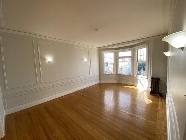 Building Photo - 1 bedroom in San Francisco CA 94118