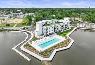 Building Photo - 1302 Magnolia St