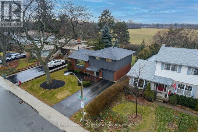 Photo du bâtiment - 51 Delmar Dr