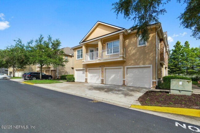 Foto del edificio - 7202 Deerfoot Cir