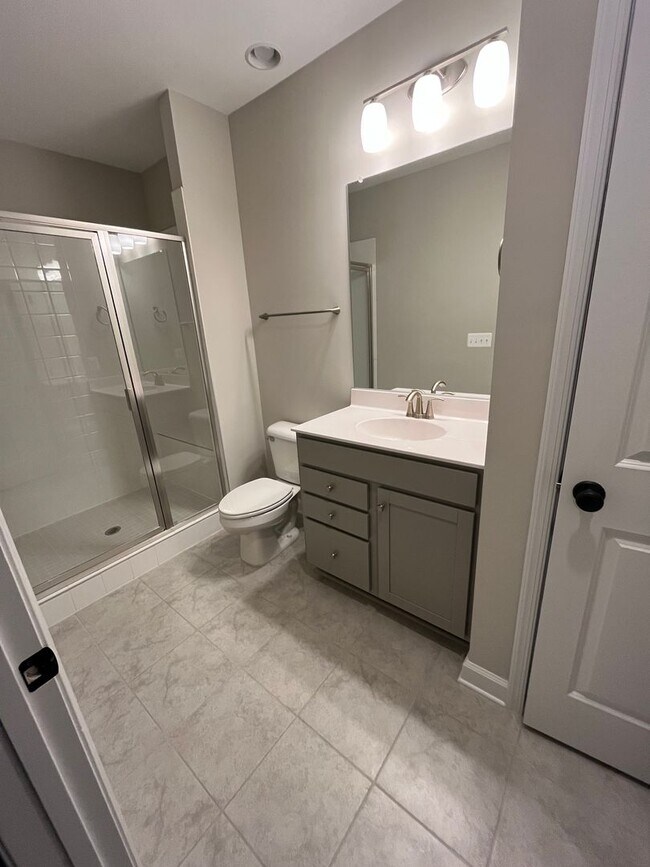 Foto del edificio - ***First Month Free*** Townhouse in Preston Lake