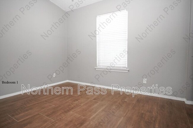 Building Photo - 3717 Tierra Zafiro Dr