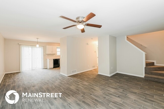 Building Photo - 5616 Hammond Dr NW