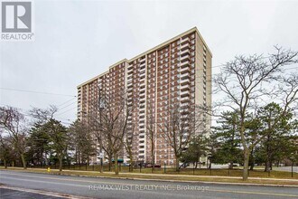 Building Photo - 205 Hilda Ave