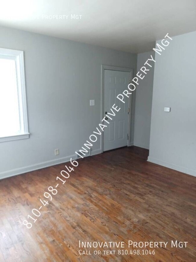 Foto del edificio - 2213 Savoy Ave