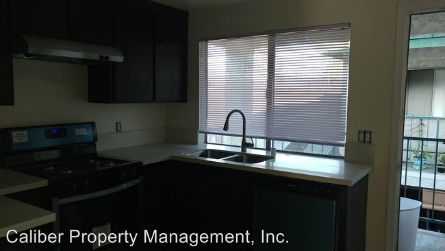 Foto del edificio - 8767 Lomita Dr