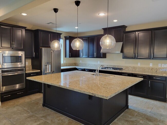 Foto del edificio - Gorgeous Pardee Home – 4 Bed | 3.5 Bath | ...