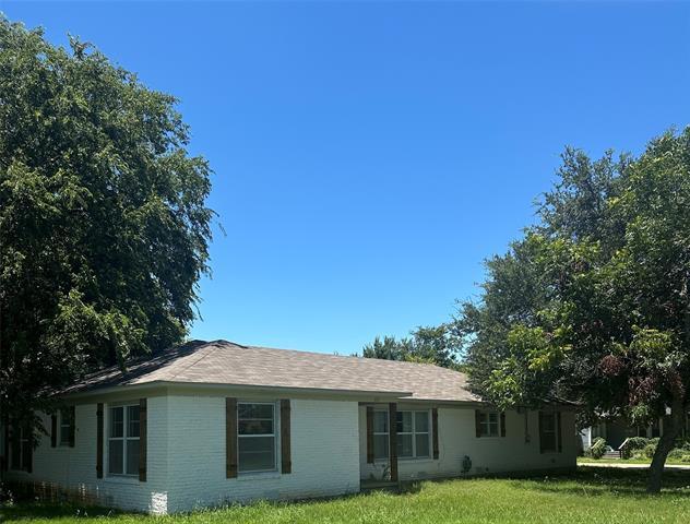 Building Photo - 413 S Tyler St