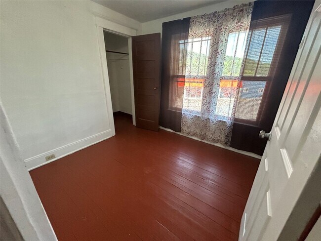 Foto del edificio - 2 Fillmore Ave