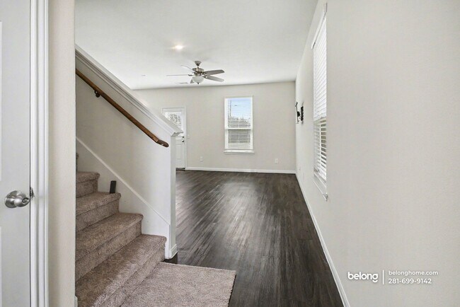 Foto del edificio - 6918 Telean St