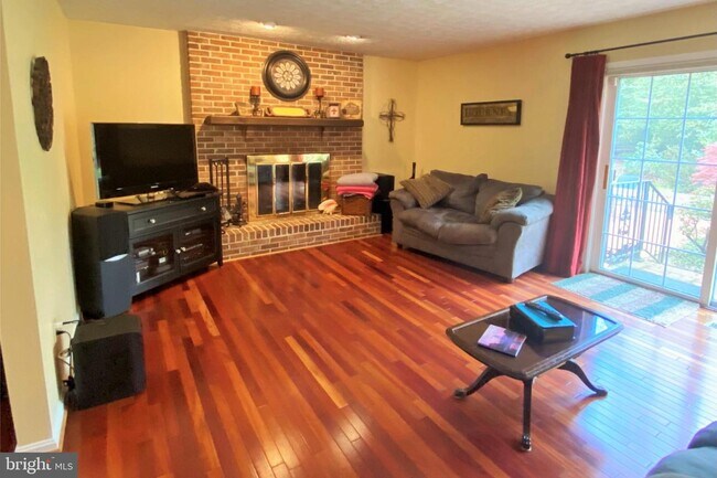 Foto del edificio - 232 Lower Magothy Beach Rd