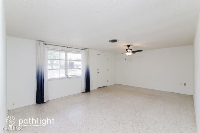 Building Photo - 2 br, 2 bath House - 3238 Savage Road UNIT