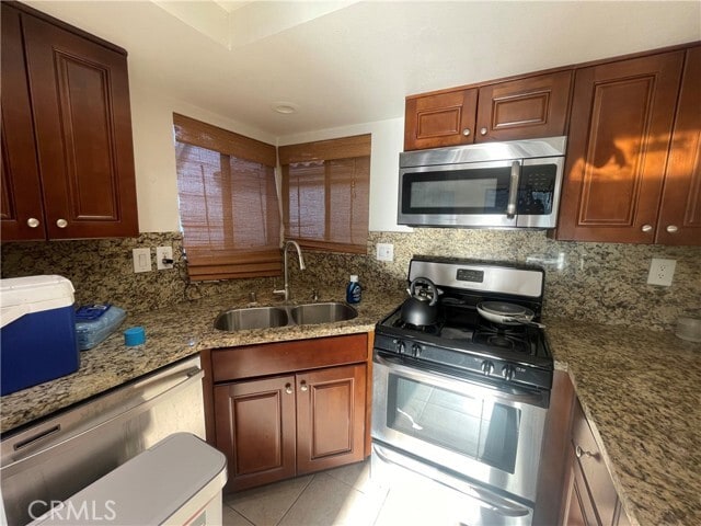 Building Photo - 28101 Mariposa