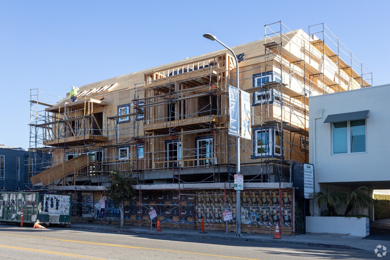 03/2022 - 2336-2340 Westwood Blvd