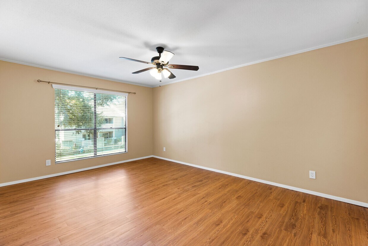 Foto principal - 14777 Wunderlich Dr