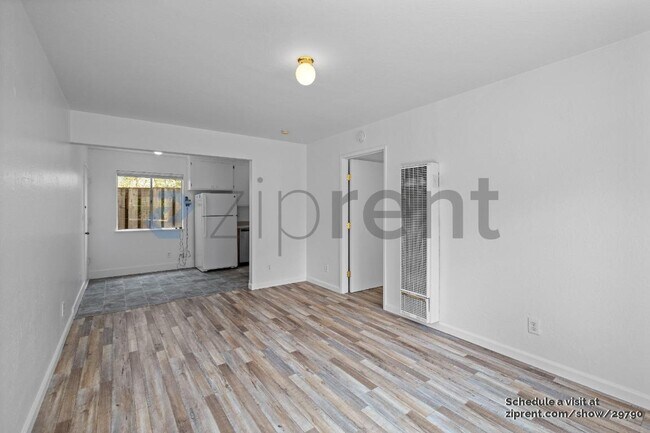 Foto del edificio - 3108 Harper St