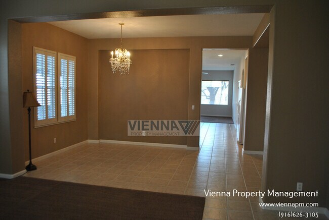 Building Photo - 1332 Crystal Hollow Ct