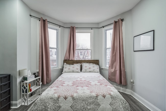 Building Photo - 5940 Walton Ave