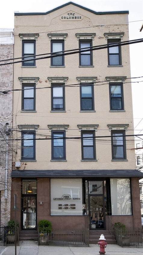 Primary Photo - 232 Madison St