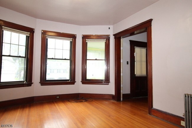 Foto del edificio - 9 McKinley Ave